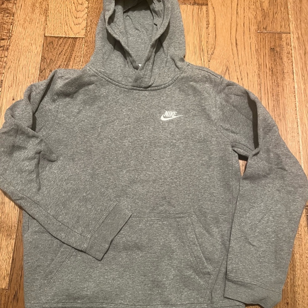 Nike Heather Gray Pullover Hoodie